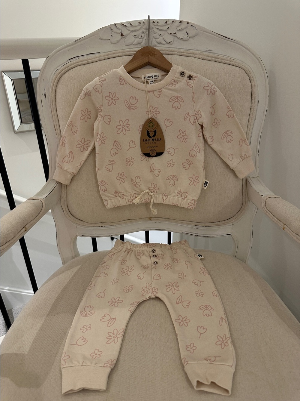 🦢 12 Mth Organic Cotton Baby Floral Sweatshirt & Jogger Set - Light Blush NWT